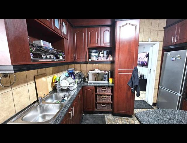 3 BEDROOM HOUSE FOR SALE IN BOMBAY HEIGHTS